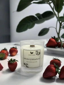 Sójová svíčka - Jahoda & Rebarbora